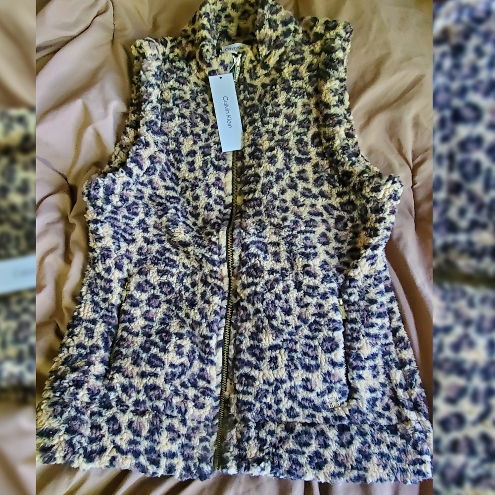NWT Calvin Klein furry leopard print vest